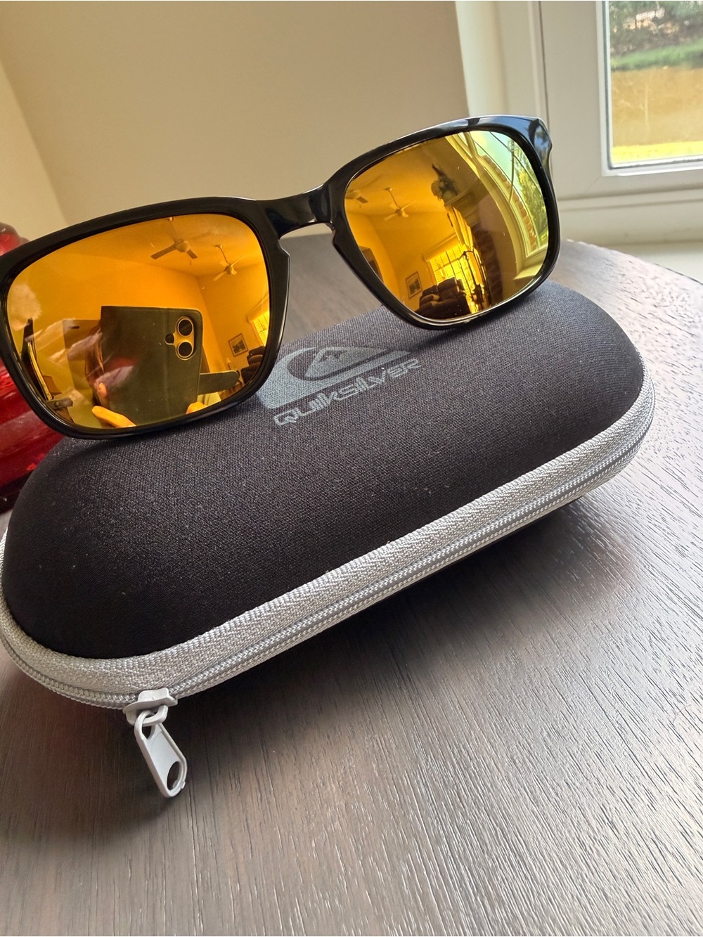 Quiksilver QS 4002 Men's Square Sunglasses - Black/Olive (Yellow Lenses)